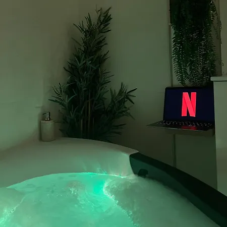 Lejlighed Le Somptueux, Cosy / Balneo Carcassonne